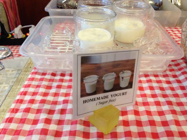 今日も充実した朝食<br /><br />手作りヨーグルトはとても美味しい