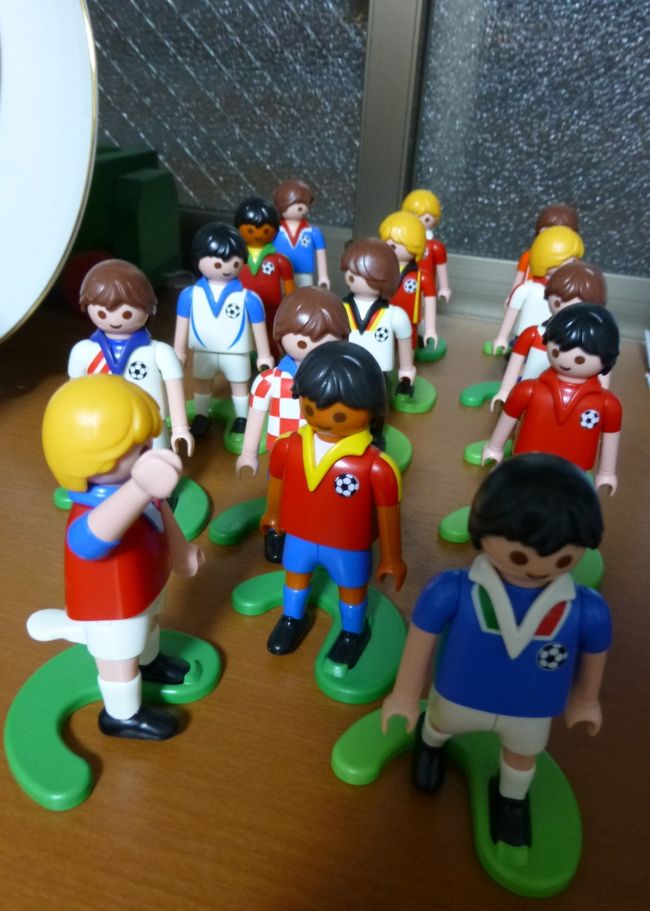 甥っ子の部屋。<br /><br />わたしも好きなドイツのプレイモービルのサッカー選手バージョン。