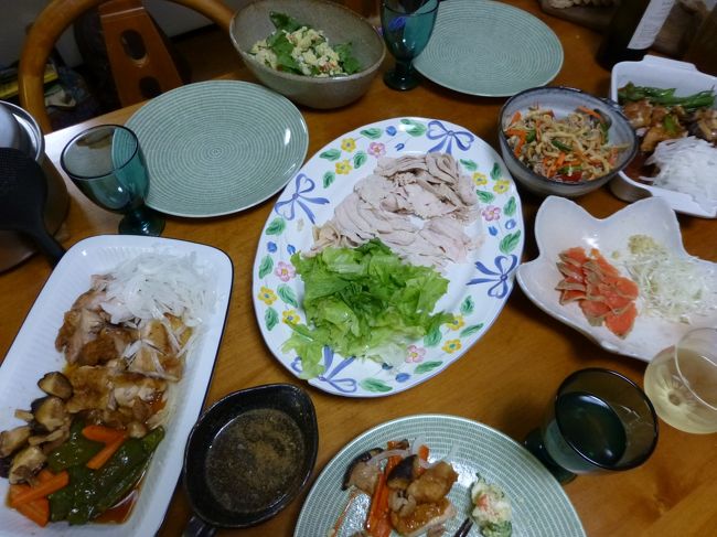 妹と妹のお料理の先生のおいしい夕食。
