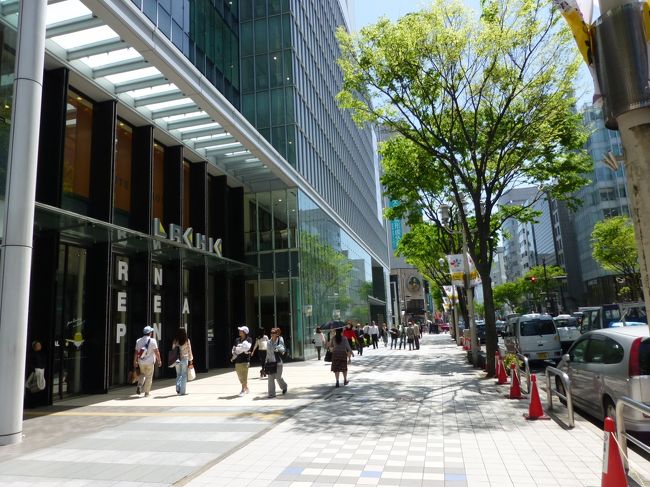 栄の『Lachick』でショッピング。<br /><br />http://www.lachic.jp/