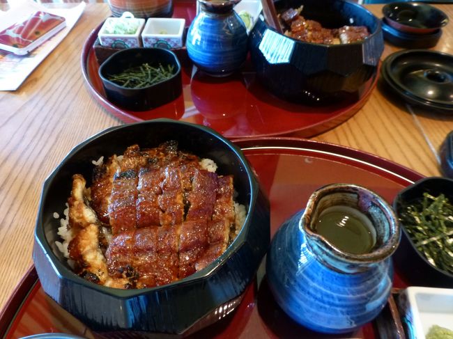 妹と『ひつまぶし備長』でランチ。<br /><br />おすすめ通りの3種類の食べ方で、久々においしいうなぎを満喫しました。<br />http://www.hitsumabushi.co.jp/omeshiagari.html