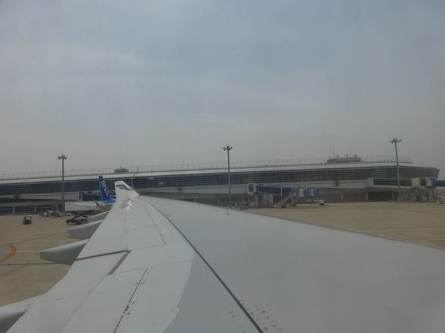 フィンエアーのヘルシンキ経由でハンガリーに戻ります。