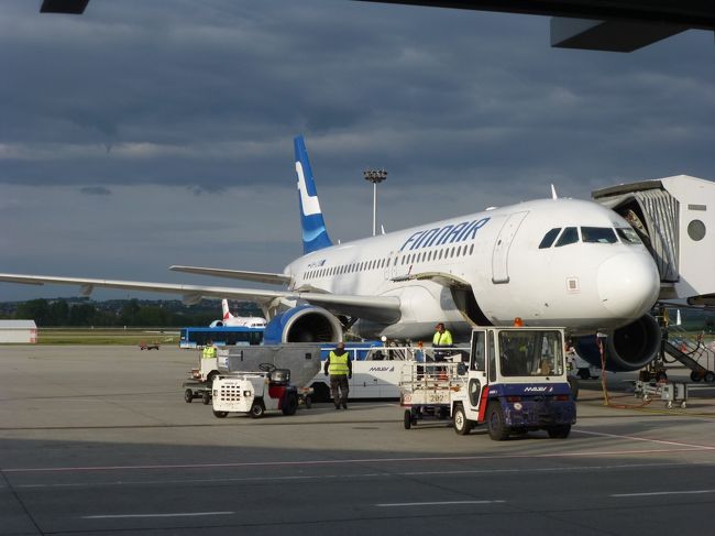 フィンエアーのヘルシンキ経由でブダペストに戻ってきました。