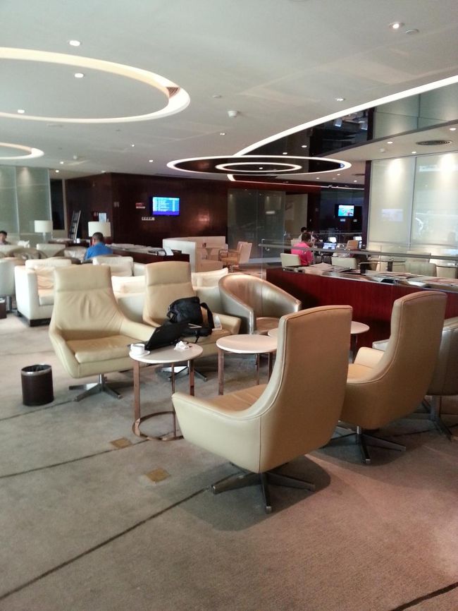広州からはエコノミーやけど<br />しらっと広州でもラウンジいれてもらっちゃた・・笑