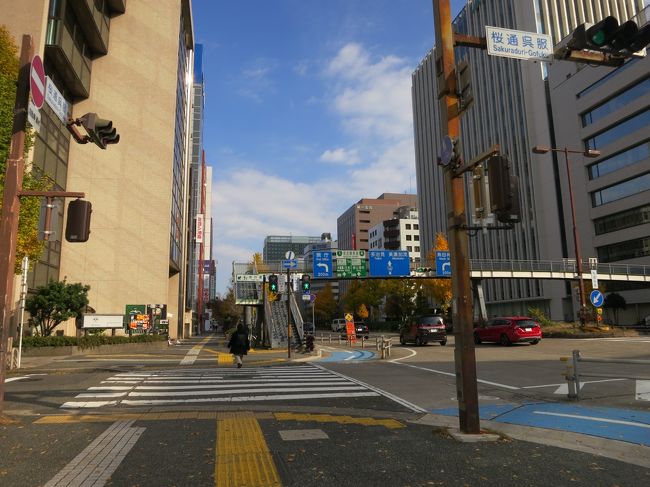 なんだか人が少ないなぁ。