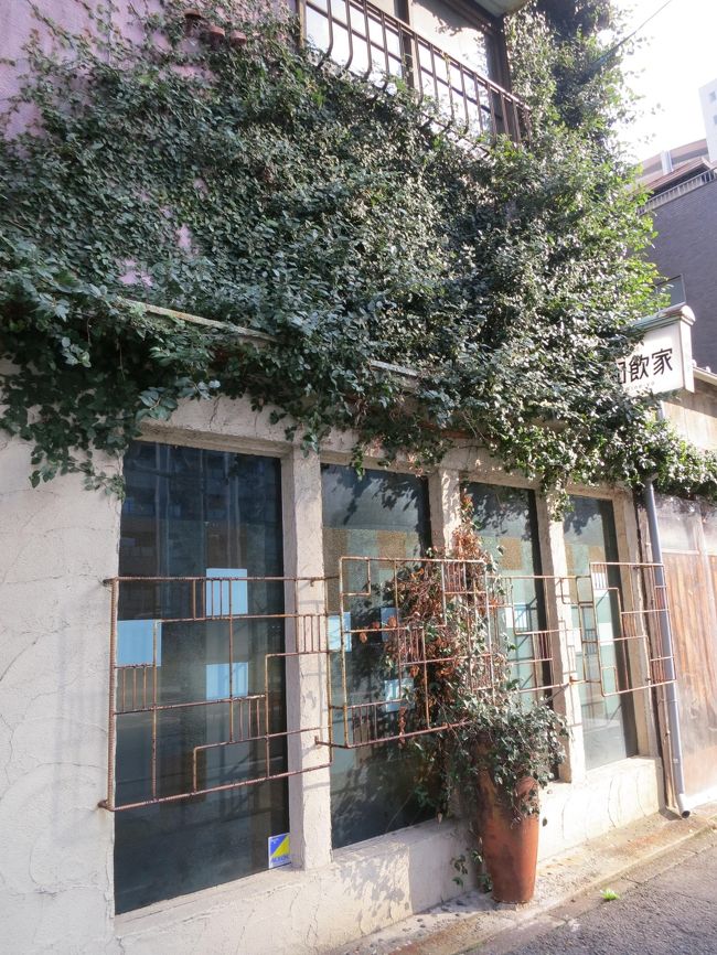 夜はオープンしているのかなぁ。