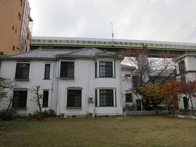 バックの高速道路がちょっぴり気になります。