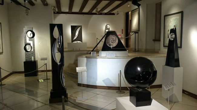 このような芸術作品も展示してありました。