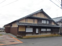 大町駅より、５分ほどの土井家住宅に着きました。