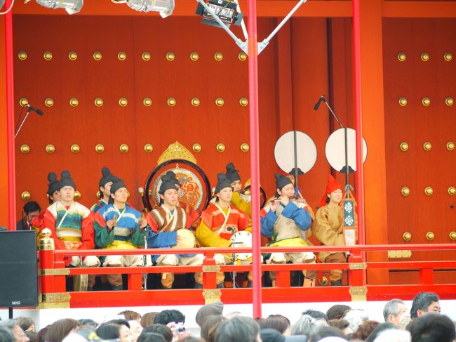 音楽も生演奏で良い♪