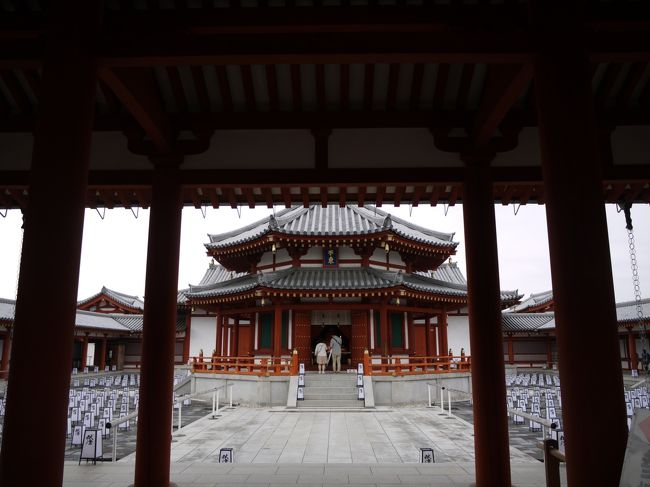 回廊から玄奘塔を☆