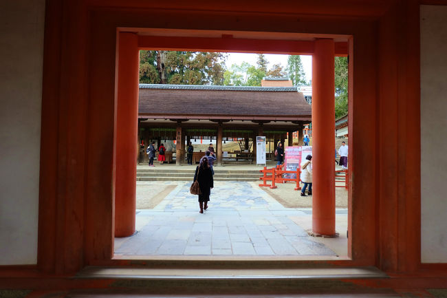 南門から出ましたが<br /><br />　次に機会は　あまり　期待できない思いで<br /><br />　　振り返りました。<br /><br />　　　一期一会