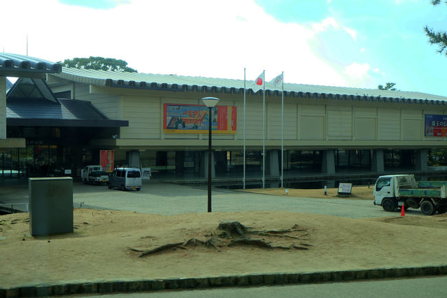 月曜日、、博物館はお休み<br /><br />　　　　　　　続く