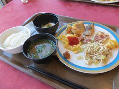 今日はなんの予定もないので

お土産探しと石垣島まつりを楽しみます。

毎日ちょっとづつおかずが違っていて

美味しいです。