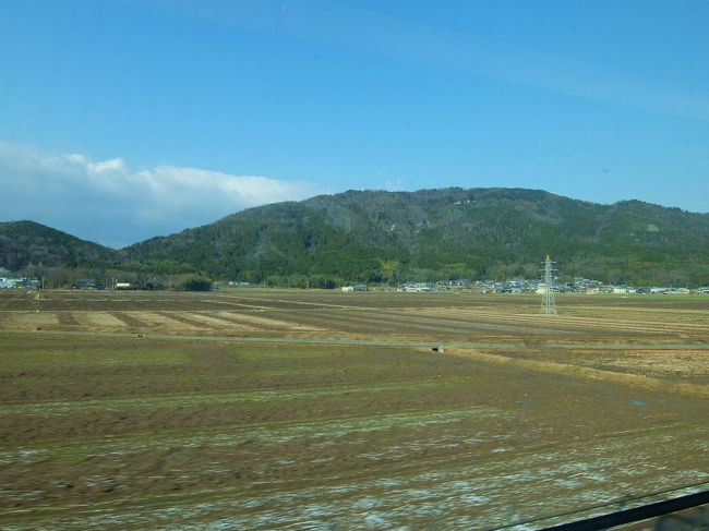 安土城はまだか？<br /><br />　子供たちを連れての京都旅の時<br /><br />　　城跡を案内しながら<br /><br />　　　三姉妹の話をした事がありました、