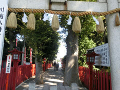 八幡通りを北へ進み
八幡神社にやってきました。