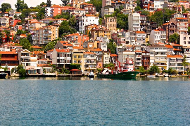 私にとっては、ドイツのハンブルクでの<br />河口のクルーズ以来のクルーズです。<br /><br />旅行記『A hard day's night<br />〜ハンブルク(Hamburg)にやって来た！』<br />http://4travel.jp/travelogue/10855767<br /><br />