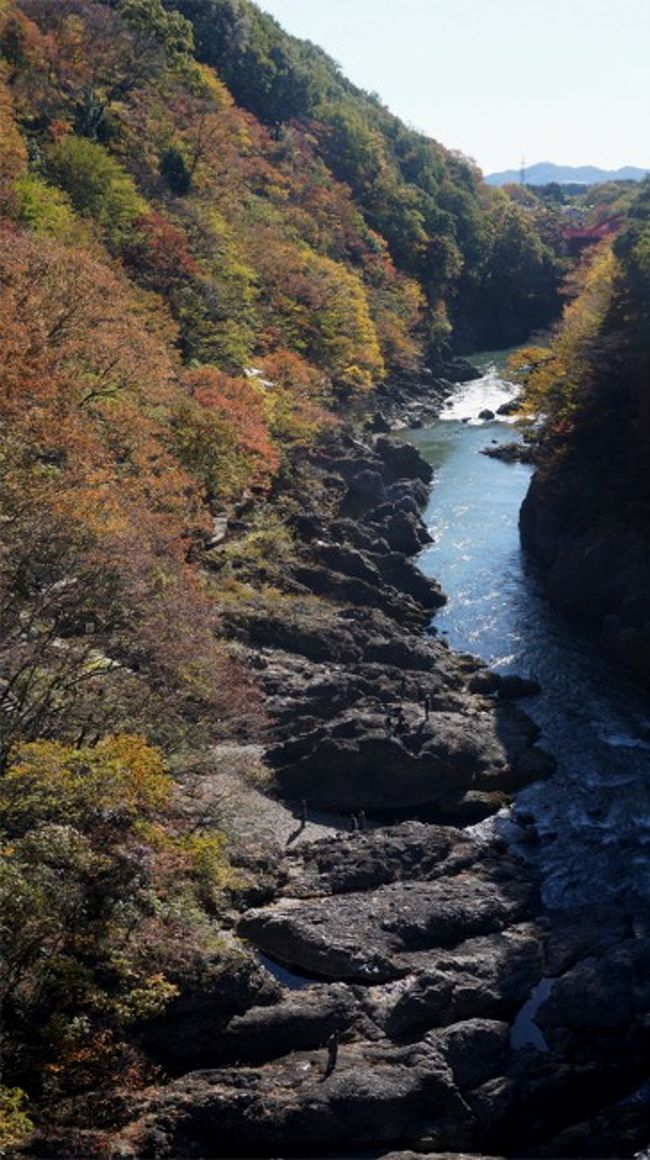 紅葉とレトロを探して 大間々歩き 午前 高津戸峡 コノドント館 わたらせ 群馬県 の旅行記 ブログ By まりも母さん フォートラベル 紅葉とレトロを探して 大間々歩き 午前 高津戸峡 コノドント館 わたらせ 群馬県 の旅行記 ブログ By まりも母さん フォートラベル