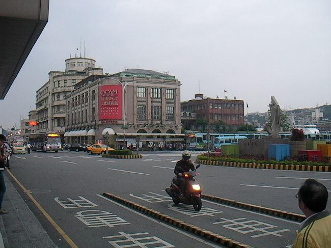 基隆駅に到着です。
