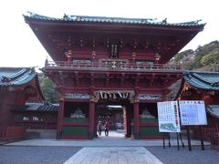 駿河国総社　静岡浅間神社
流石徳川家のお膝元、立派な神社です。