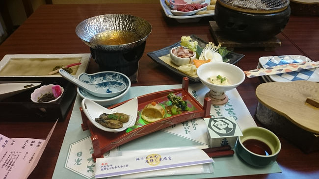 お宿に到着後、お夕飯のいい時間帯に。<br />お部屋食ではありませんが、個室だったので周りを気にせず、存分に会話をすることができました。<br />加えて、お料理も美味！