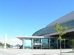 出張の目的であるコンベンションが開催される会場・金大中コンベンションセンター。