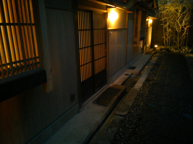 いきなり夜で申し訳ありません<br /><br />今日の宿