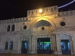 またまたアルフセイ二モスクに戻ってきました。