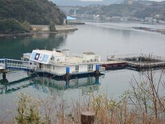 有名な海上レストラン、萬坊。