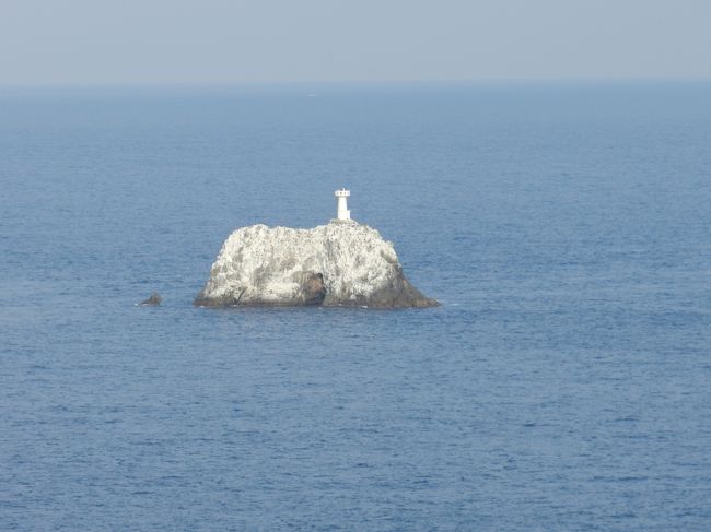 １９６２年にできた倉瀬灯台。