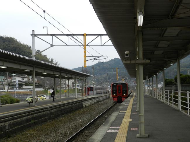 タクシーで東郷駅に<br />１２時１７分発の小倉行きに、ギリギリセーフ<br /><br />時は金なりです。