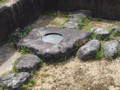 水落遺跡

中大兄皇子が造った日本初の漏刻（ろうこく＝時計）跡です。 飛鳥川の水を使って時を計っていたそうです。

そんな昔から時を計ることは必要とされたのですね。

