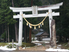 ●鳥居＠粟鹿神社

歩き始めて、約1時間。
ようやく、粟鹿神社の鳥居に着きました。
迷ったので、予想以上に時間がかかりました。