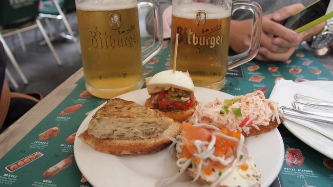 ここは写真でメニューが置いてあって、タパスの種類も豊富！