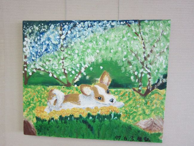 作品内作品といったところでしょうか。この絵が前出の写真に入っております。