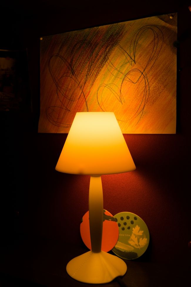 お子さんのかわいい絵も、照明をいい感じするとほら(´∀｀)お洒落な感じぃ！