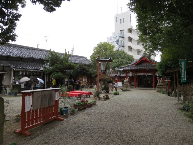 境内は細長いです