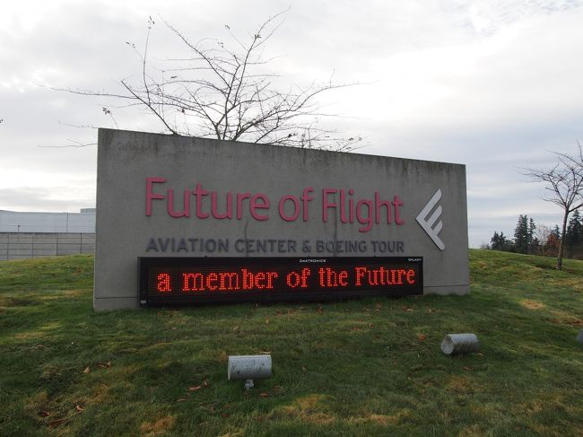 8時くらいにホステルを出て、15分くらいのバスに乗って、ここにたどり着いたのは10時でした。なかなか時間かかります・・・