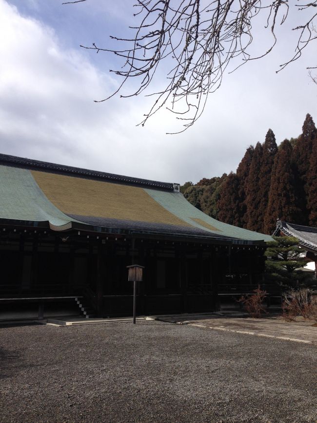 西芳寺（苔寺）で写経を体験します。<br />が、今回は写経はなくて、お札に願い事を書きました。