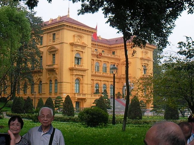 入場時間が午前と午後に分かれているので注意が必要です。