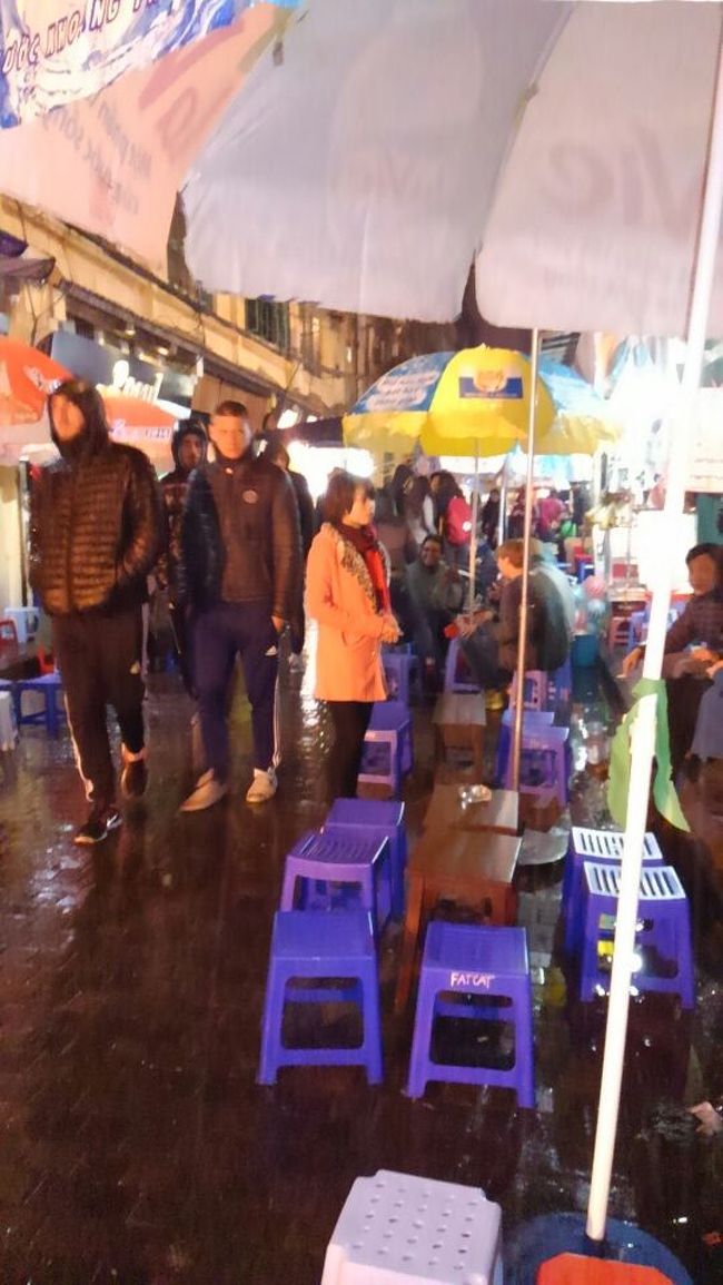 ベトナム人は元気で賑やかだ。