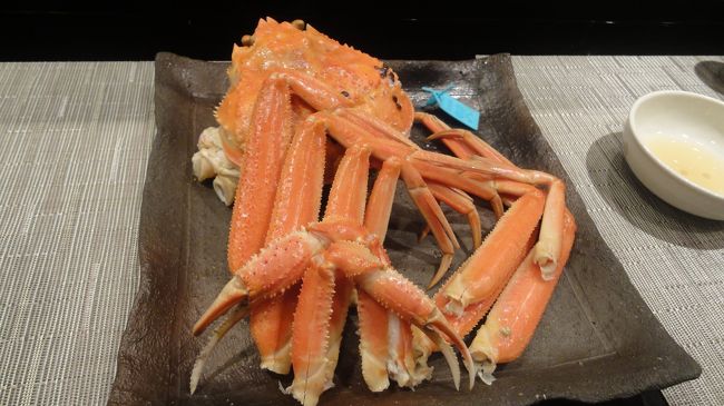 予約時にリクエストした「ずわい蟹」。予算を伝えてそれに応じたサイズ・品質の蟹を仕入れてくれるサービス。<br />たとえば、足が折れてても良ければ2/3くらいの金額で仕入れられるなど…<br />事前のやり取りで、要望に応じたものを仕入れてくれるようです。親切！