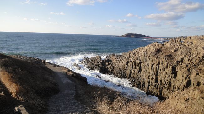 この日の海は大荒れでした。