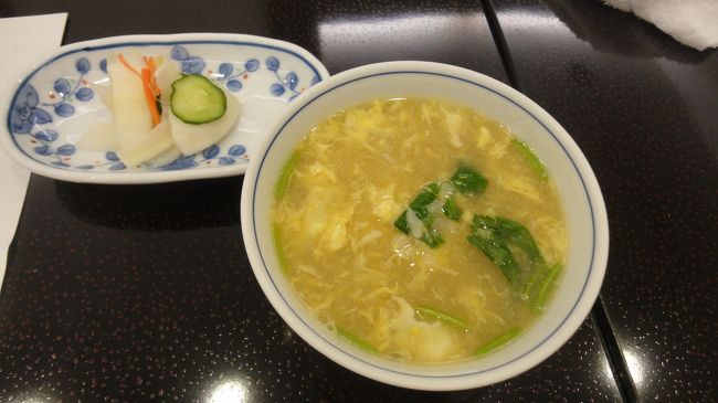 〆の「蟹雑炊」は鍋を下げて作って頂きます。蟹みそも追加されたような？