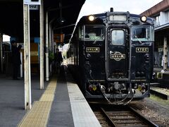 11:24 特急はやとの風1号は吉松駅を出発
乗り換え時間が僅か３分しかなく、吉松駅では何もすることが出来ない、この駅でも非常にバタバタした一幕でありましたねｗ