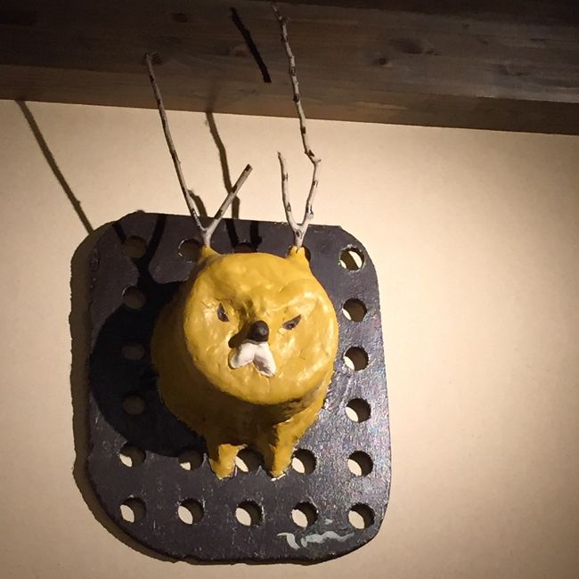 約30分で終了後、温まりに、こんな面白いオブジェがあるお店で夕ご飯。<br />近鉄奈良駅近くです。*\(^o^)/*