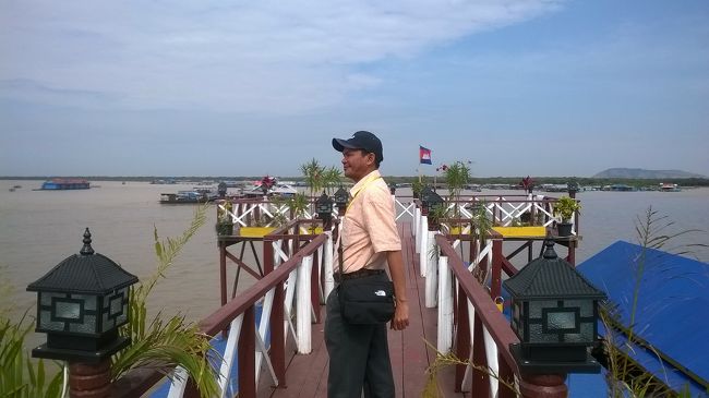 トンレサップ湖のツアーは最高です｡水が少ないとには来ない他が良いです。