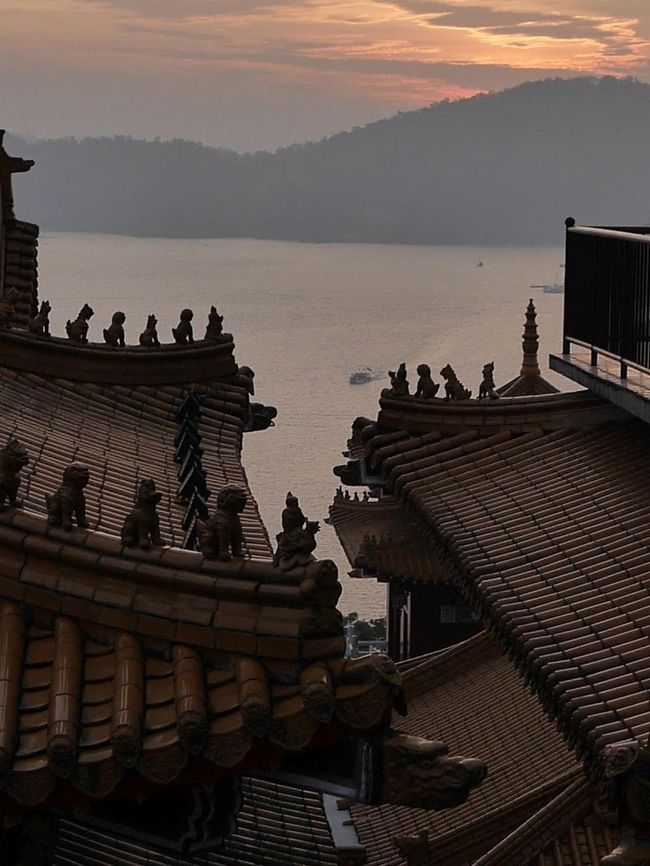 孔子さまも岳飛もいました。