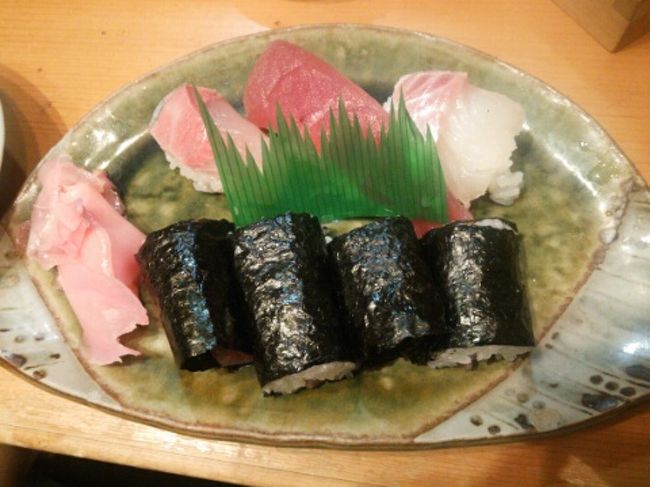 「おつまみ寿司」。やたらニギリが柔いの（笑）<br /> でも、これが、酒のつまみになかなか良いのだわ。