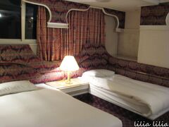 クリスタルホテル（貴都飯店）
H.I.Sさんのホテル指定なしのエコノミークラスのツアーでは、イマイチ度高めかも。
寝に帰るだけなら、問題ないけどね。
安いし。